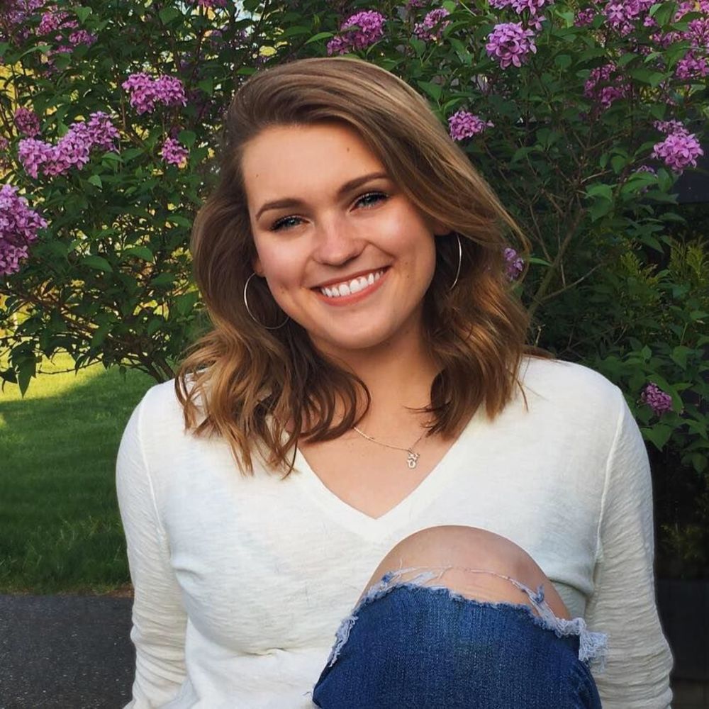 Meet your Posher, Alexis